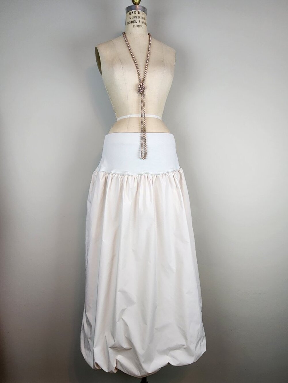 Emerson Lang Long Voluminous Cream Bubble Hem Skirt * Ladies size XL